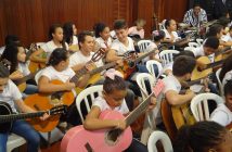 Instituto Cuida de Mim - Apresentação dos alunos de música e ballet - 2014